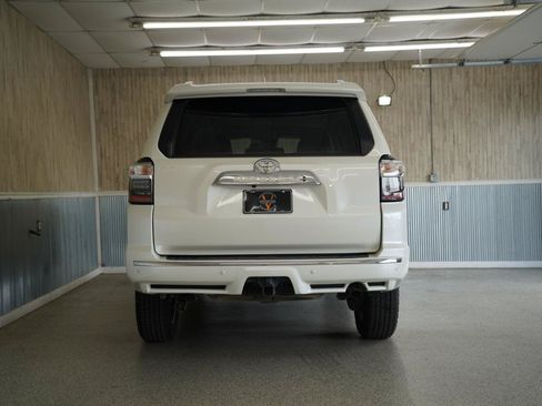 Used 2022 Toyota 4Runner Limited RWD image 8