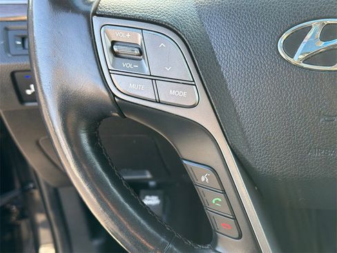 Used 2017 Hyundai Santa Fe Sport image 25