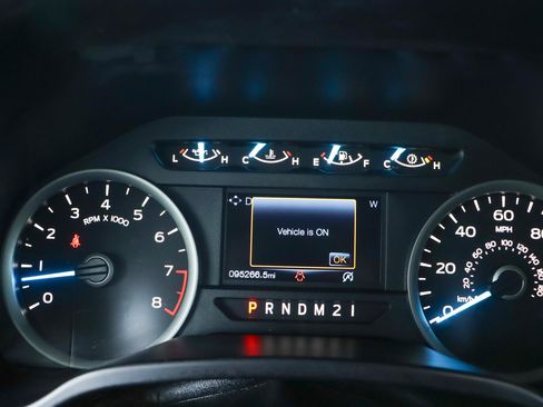 Used 2018 Ford F150 XLT w/ Equipment Group 302A Luxury image 16