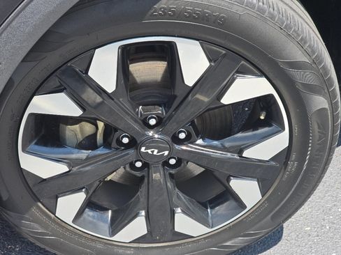 Used 2024 Kia Sportage X-Line w/ X-Line Premium Package AWD/4WD image 3