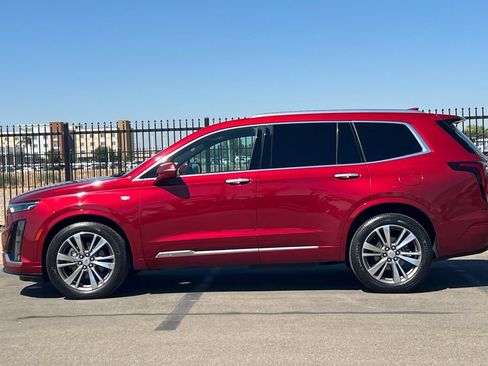 Used 2020 Cadillac XT6 Premium Luxury w/ Platinum Package AWD/4WD image 9