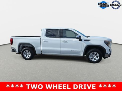 Used 2024 GMC Sierra 1500 SLE RWD image 4