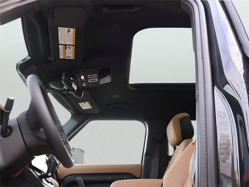 New 2026 Land Rover Defender 110 S image 38
