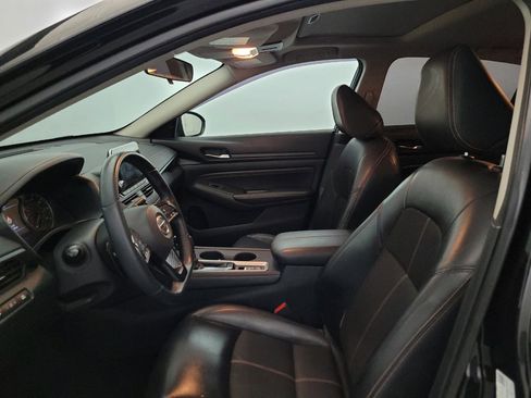 Used 2019 Nissan Altima 2.5 SR w/ SR Premium Package AWD/4WD image 17