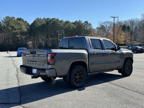 New 2026 Nissan Frontier SV w/ SV Convenience Package image 8