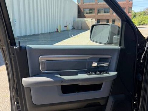 Used 2017 RAM 2500 SLT AWD/4WD image 21