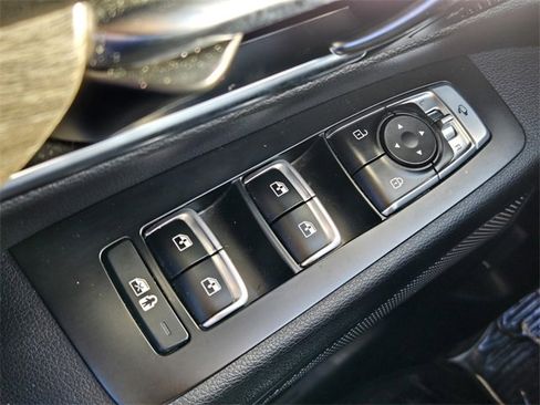 Used 2020 Kia Telluride SX w/ SX Prestige Package image 28