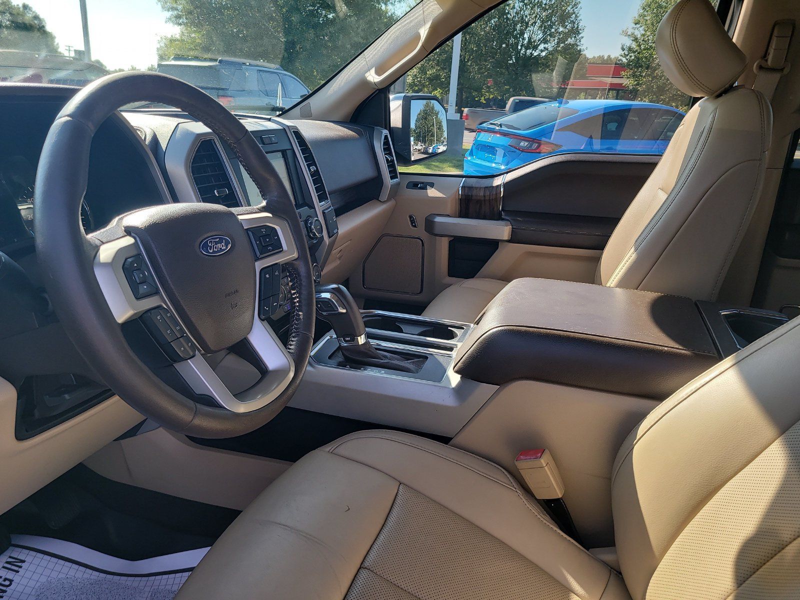Used 2019 Ford F150 Lariat RWD image 10