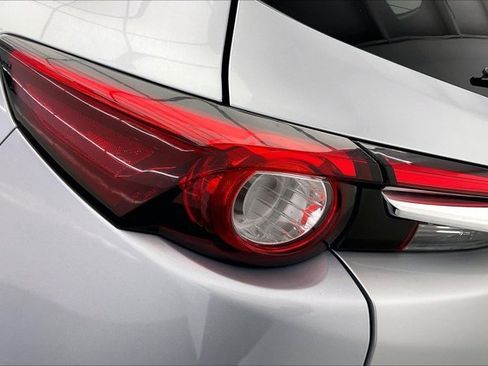 Used 2022 MAZDA CX-9 Touring image 29