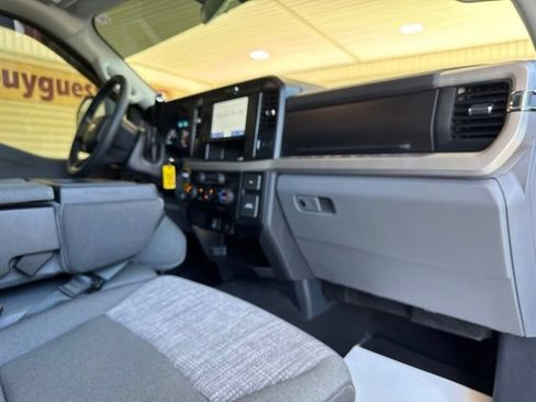 Used 2025 Ford F250 XL w/ F-250 >10K GVWR Package AWD/4WD image 24
