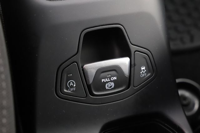 Used 2023 Jeep Renegade Trailhawk AWD/4WD image 25