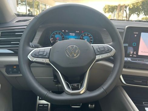 New 2026 Volkswagen Atlas SEL Premium R-Line AWD/4WD image 18