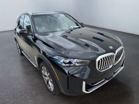 Certified 2025 BMW X5 xDrive40i w/ Climate Comfort Package image 12