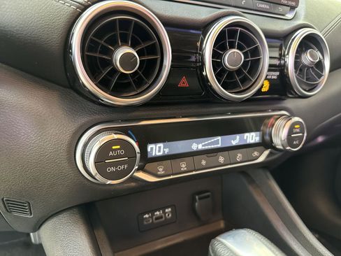 Used 2021 Nissan Sentra SV image 9