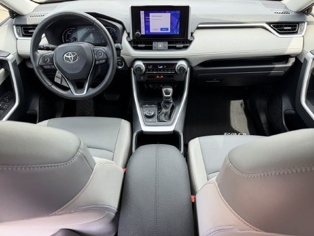Used 2023 Toyota RAV4 XLE Premium AWD/4WD image 10