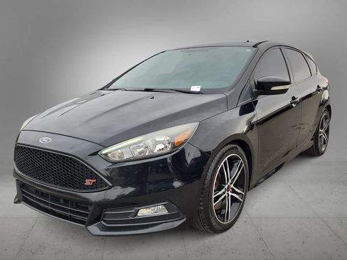 Used 2018 Ford Focus ST image 1