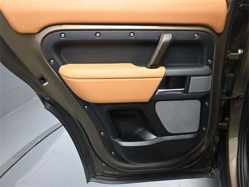 Used 2024 Land Rover Defender 130 X image 23