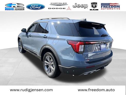 New 2026 Ford Explorer Active image 5