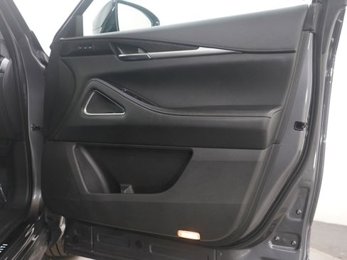 Used 2024 INFINITI QX60 Sensory image 9