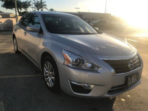 Used 2015 Nissan Altima 2.5 S w/ Power Driver Seat Package image 4