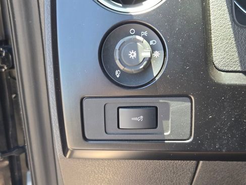 Used 2014 Ford F150 FX4 w/ FX Appearance Package AWD/4WD image 30