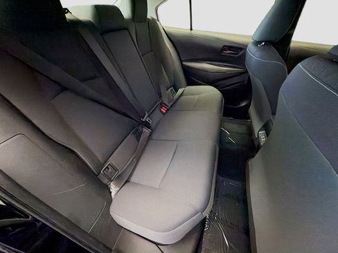 Used 2025 Toyota Corolla LE w/ LE Premium Package FWD image 14