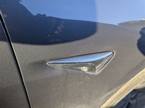 Used 2019 Tesla Model 3 Long Range image 13