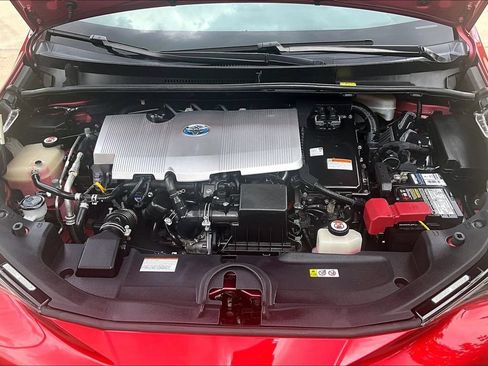 Used 2017 Toyota Prius Four FWD image 13