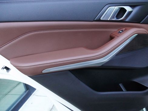 Used 2023 BMW X5 sDrive40i image 31