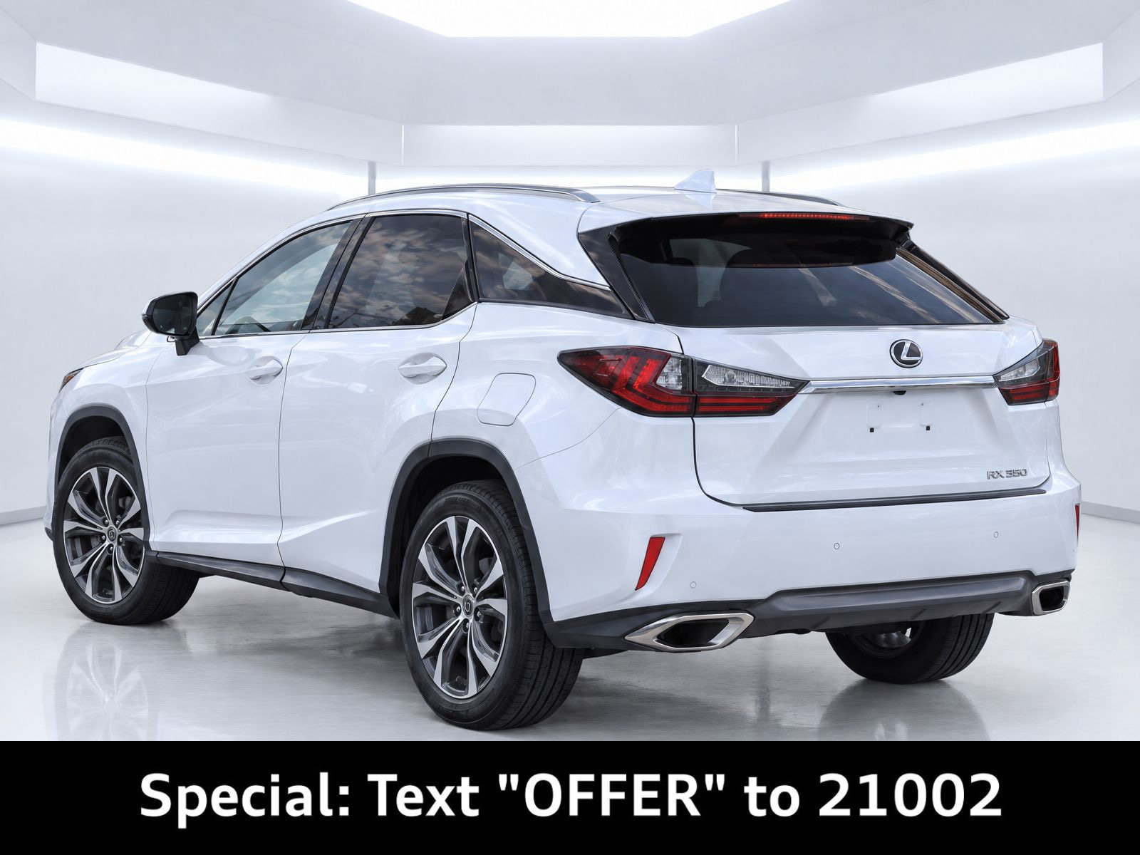 Used 2017 Lexus RX 350 FWD w/ Premium Package image 3