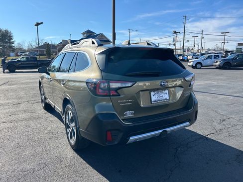 Used 2020 Subaru Outback Touring XT image 11