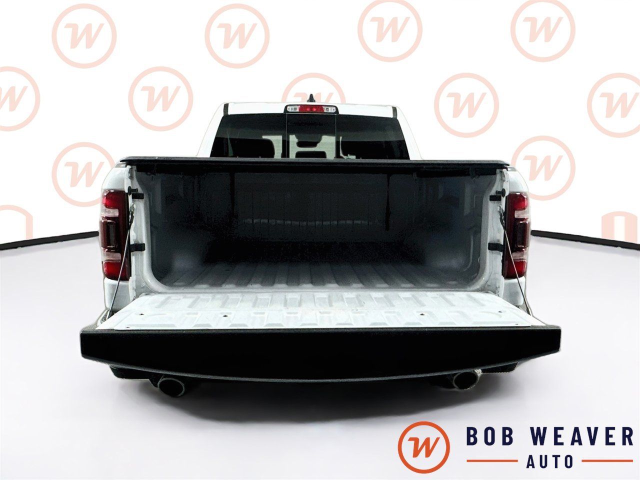 Used 2022 RAM 1500 Laramie AWD/4WD image 33