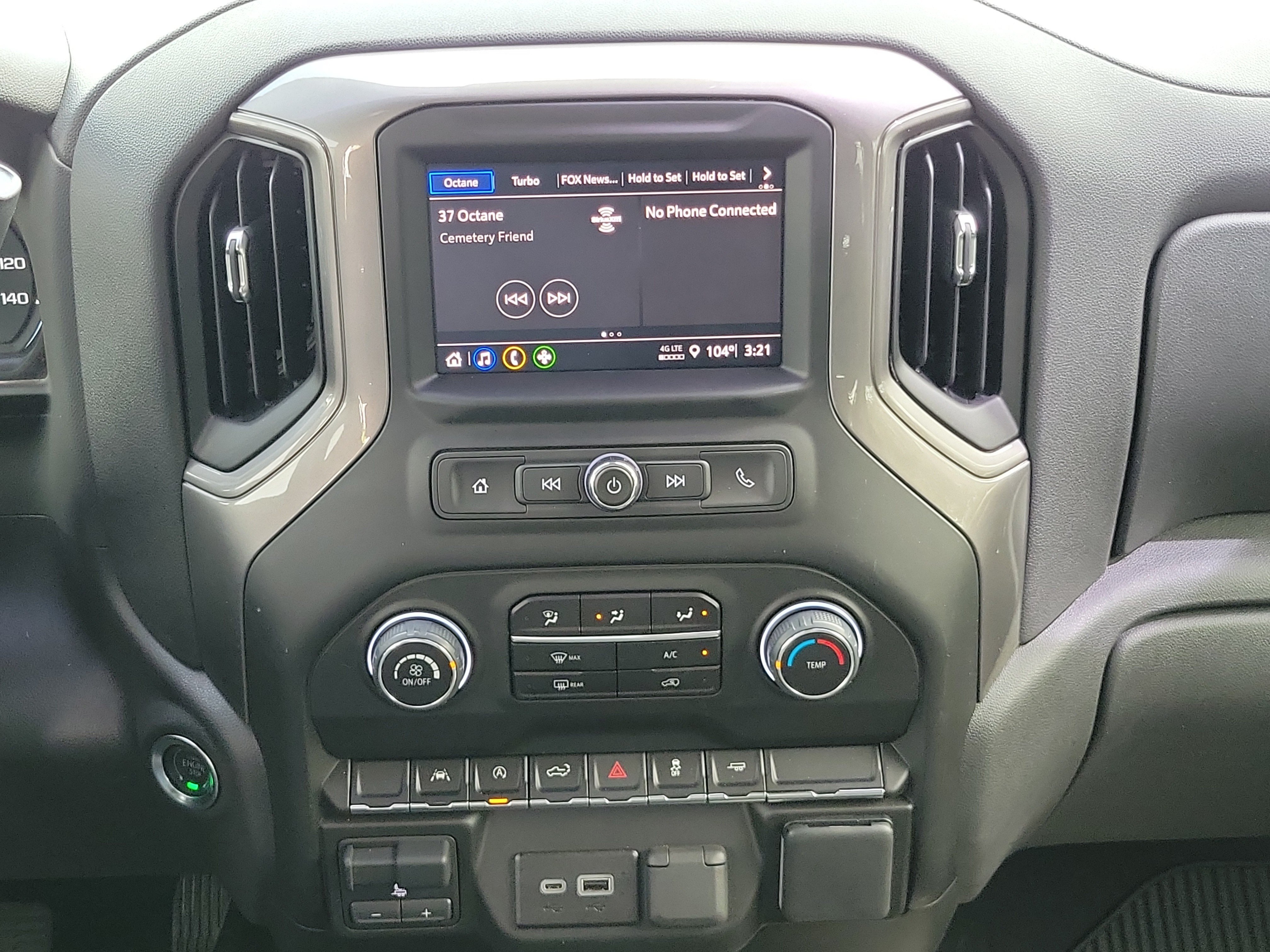 Used 2025 Chevrolet Silverado 1500 Custom w/ Turbomax Blackout Package RWD image 15