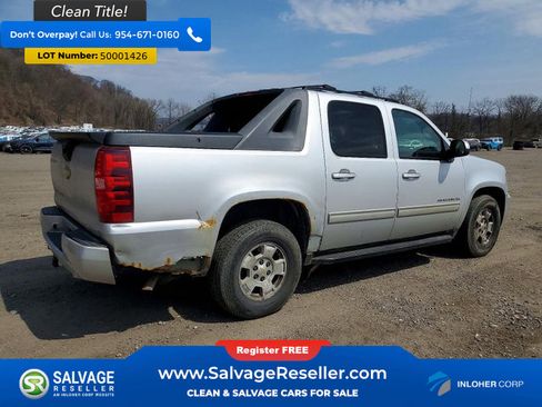 Used 2012 Chevrolet Avalanche LS w/ Convenience Package AWD/4WD image 4