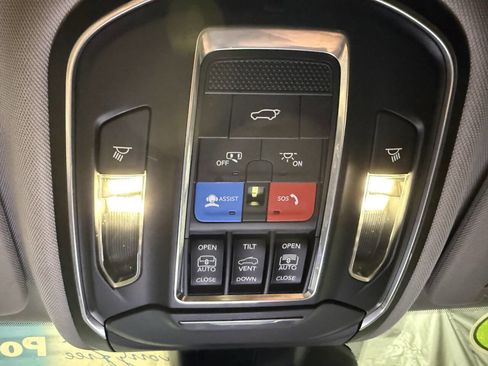 Used 2021 Jeep Grand Cherokee L Limited image 25