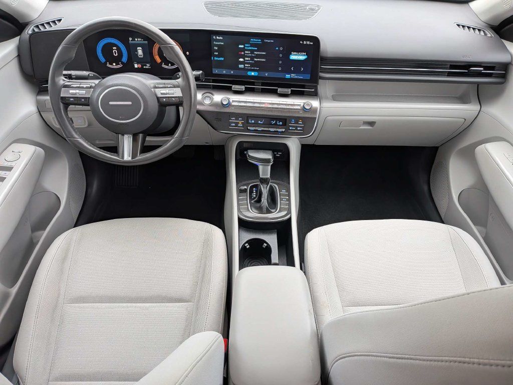Used 2025 Hyundai Kona SEL FWD image 20