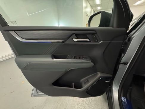 New 2026 GMC Acadia AT4 image 13