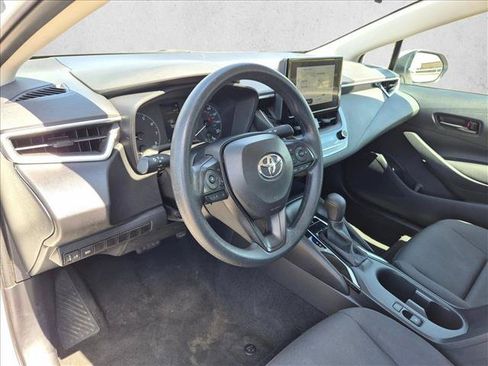 Used 2024 Toyota Corolla LE FWD image 9