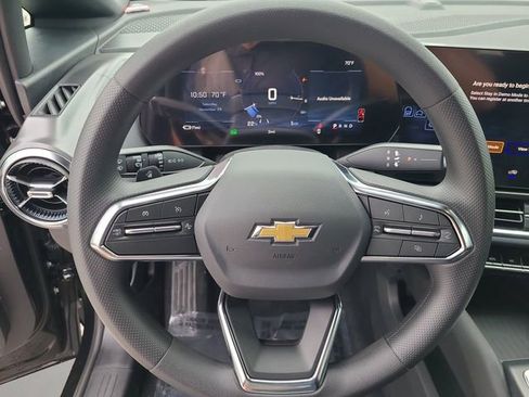 New 2026 Chevrolet Equinox EV LT w/ LPO, Blackout Package image 25