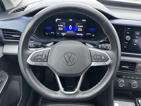 Used 2022 Volkswagen Taos SE AWD/4WD image 15