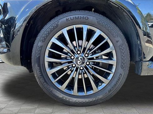 Used 2023 INFINITI QX80 Premium Select w/ All-Season Package image 26