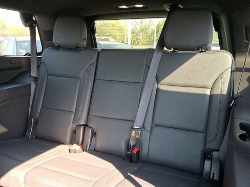 Used 2022 Chevrolet Tahoe LT image 9