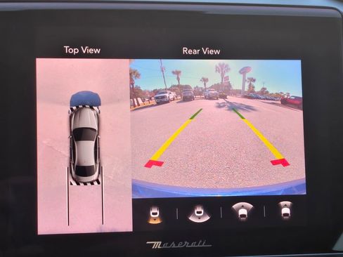 Used 2021 Maserati Ghibli S GranSport Q4 image 16