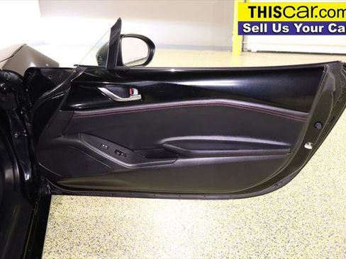 Used 2018 MAZDA MX-5 Miata RF Grand Touring RWD image 33