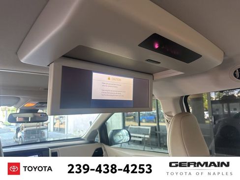Used 2018 Toyota Sienna XLE Premium image 12