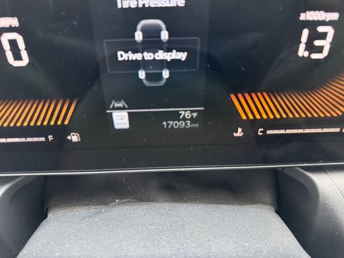 Used 2025 Kia K4 LXS image 39