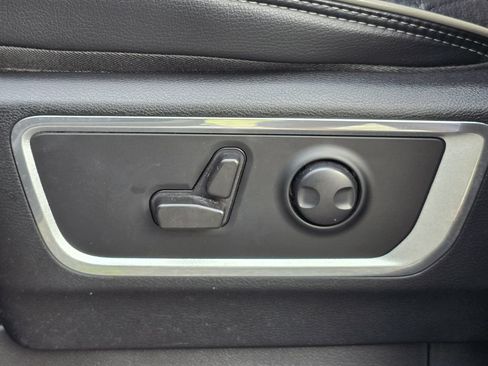 Used 2022 RAM 1500 Laramie w/ Sport Appearance Package AWD/4WD image 23
