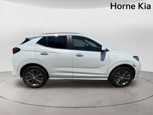 Used 2022 Buick Encore GX Preferred w/ Sport Touring Package AWD/4WD image 3