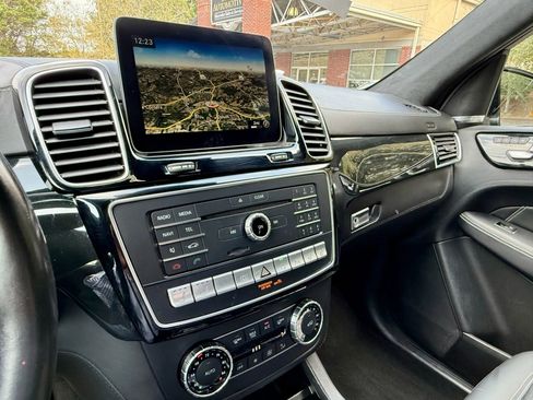 Used 2017 Mercedes-Benz GLE 63 AMG 4MATIC w/ Premium 3 Package image 38