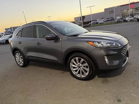 Used 2022 Ford Escape Titanium w/ Titanium Elite Package image 7